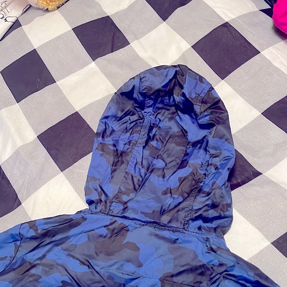 Kids Medium Rain/ Windbreaker With Inside Fleece - Picture 3 of 4